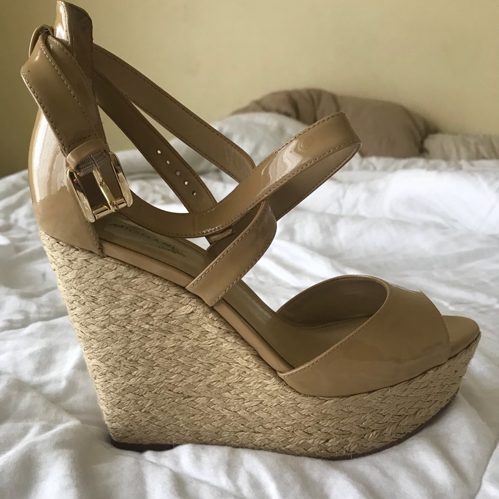 Michael kors Nude wedges
